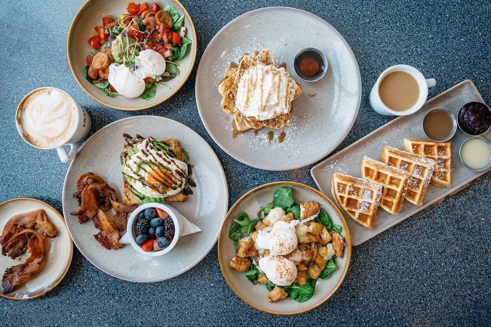 breakfast places near me